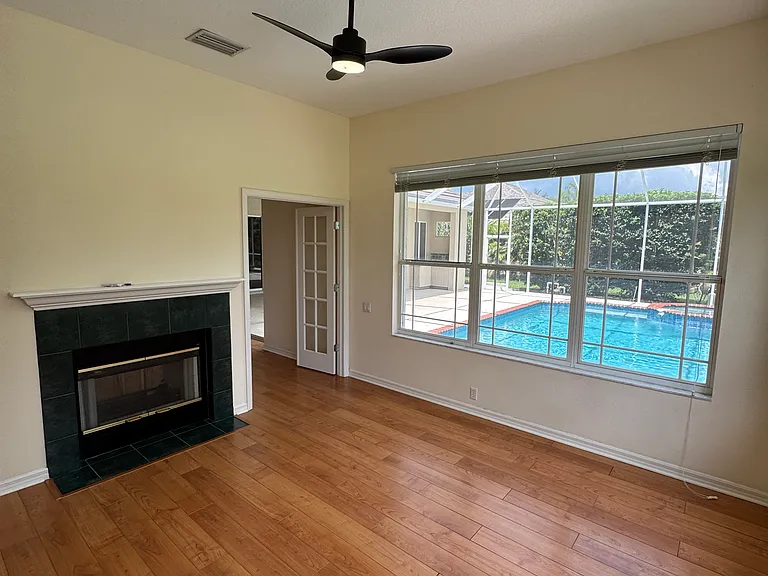 10084 Cherry Hills Avenue Cir — Photo 10