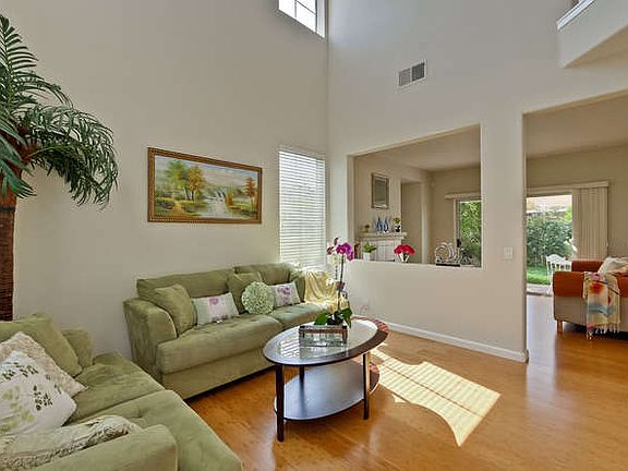 5th image of 1931 Wayne Cir