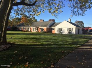 435 West St, Schoolcraft, MI 49087