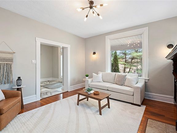 5th image of 7504 Brighton Rd