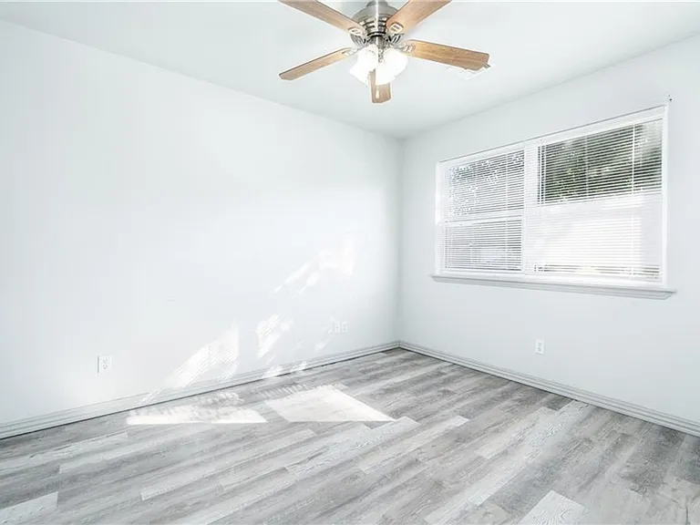 2551 Turner Way — Photo 8