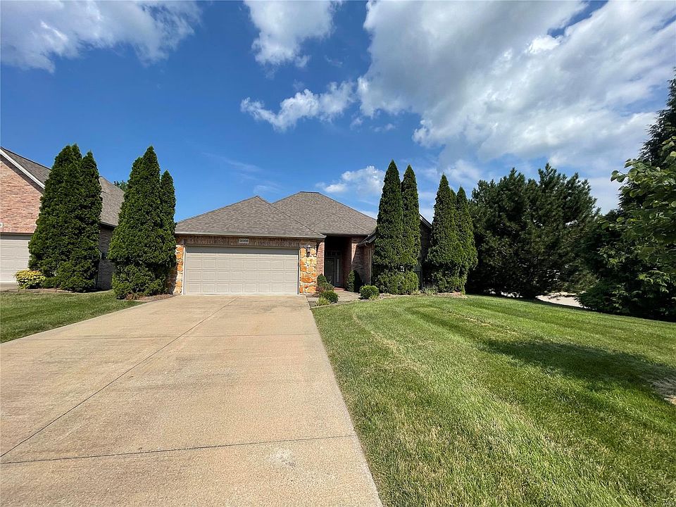 1st image of 3006 Beaver Creek Dr