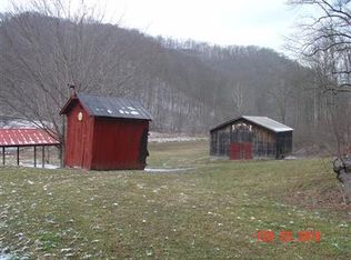 745 Bells Fork Rd, Flat Lick, KY 40935