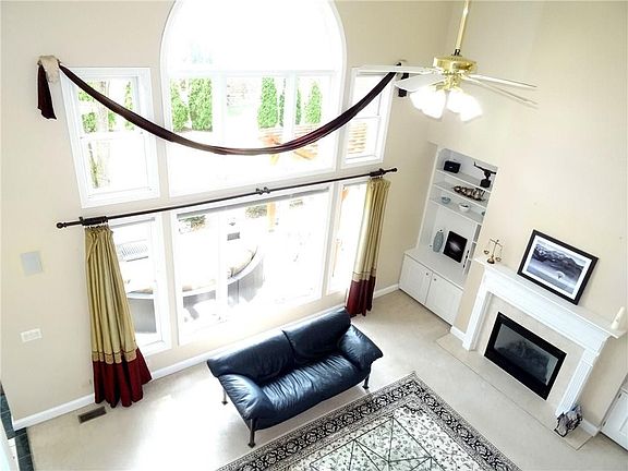 5th image of 2840 Kensington Ct