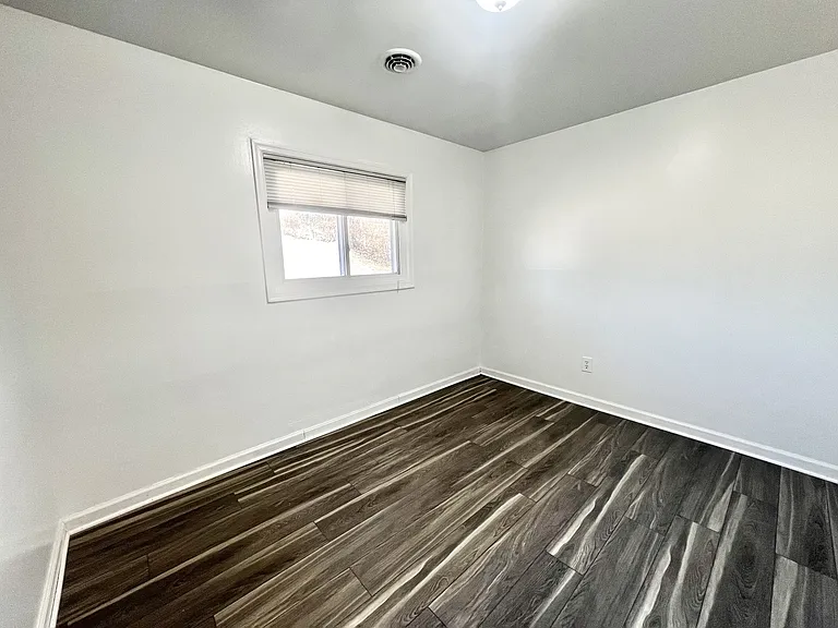 1308 Birchwood Dr — Photo 18