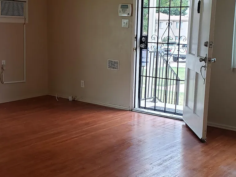 Tedemory Dr — Photo 2