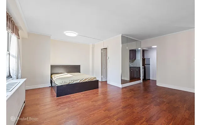 Rented by Douglas Elliman | media 5