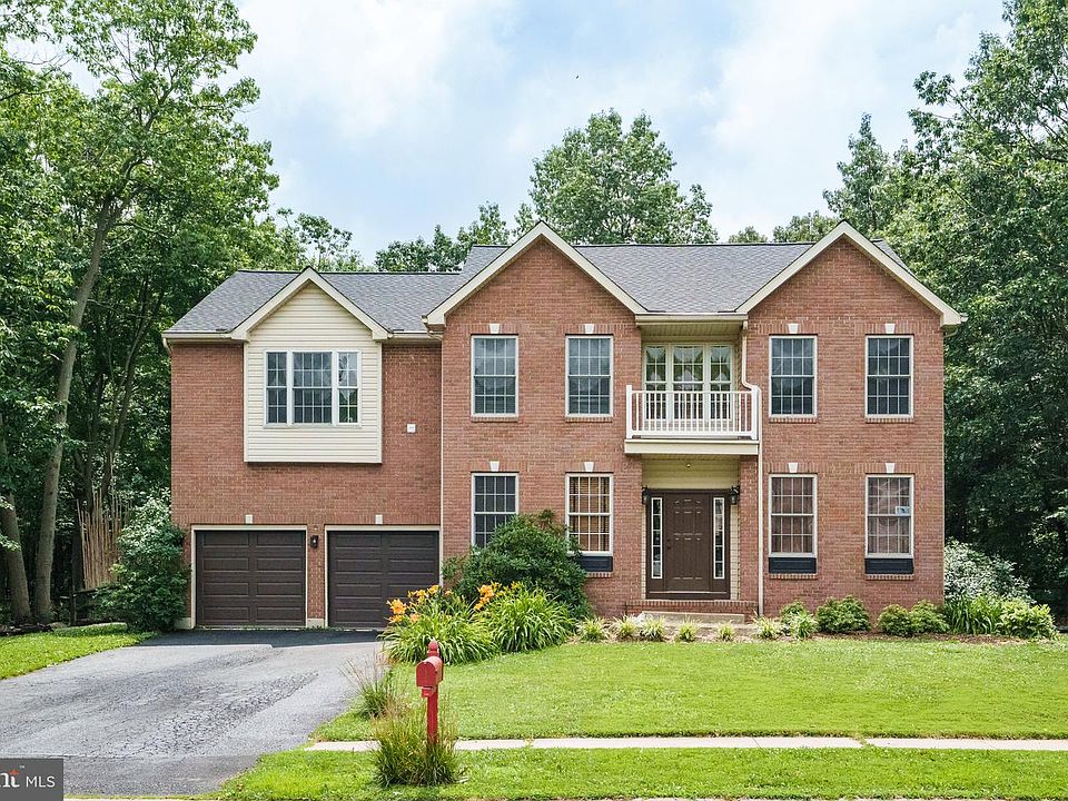 1st image of 28 Watson Way