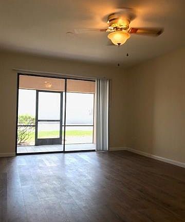 3rd image of 2141 SE 15th Pl APT 108