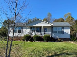 1018 Canada Dr, Dallas, NC 28034