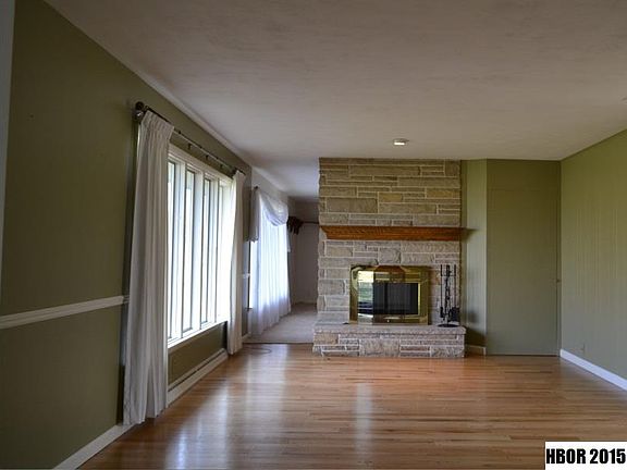 2nd image of 620 Bittersweet Dr