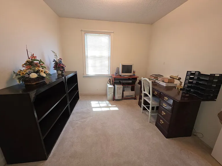 42 Cavalier Ct — Photo 14