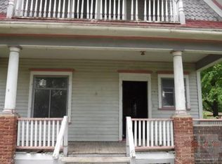 219 W Division St, Ogden, IA 50212