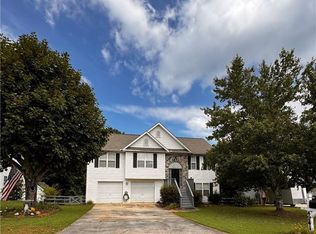4941 Sunny Ridge Ct, Flowery Branch, GA 30542