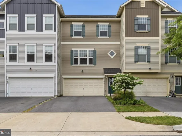 108 Rotunda Dr, Stephenson, VA 22656