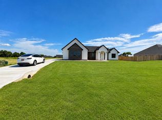 2447 Wolf Creek Bnd, Blanchard, OK 73010