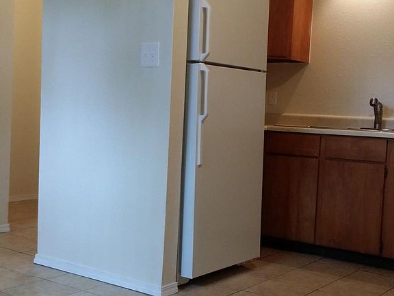 4th image of 1922 W 1st Ave APT 3