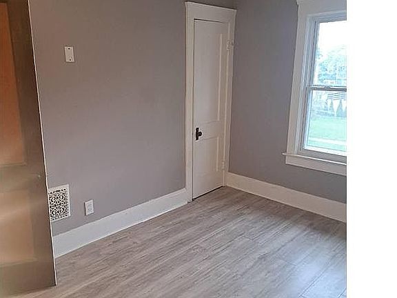 2nd image of 9402 Kempton Ave