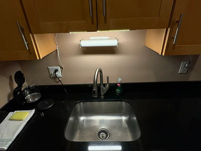 52 Lawrence Dr #314 — Photo 4