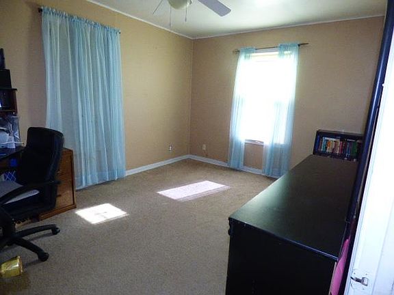 5th image of 2705 Guadalupe St