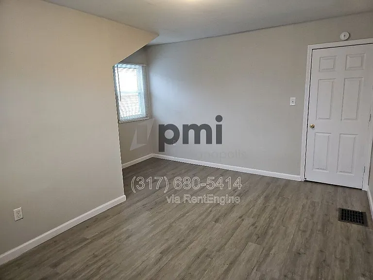403 Wallace Ave — Photo 10
