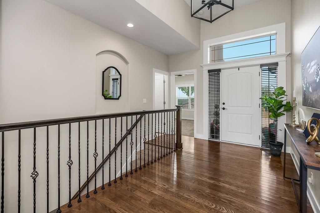 106 E Woodland Ave, Lone Jack, MO - View 4