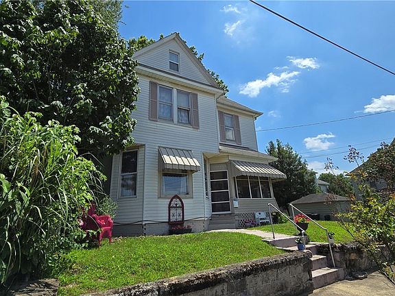 3rd image of 2106 Latrobe St