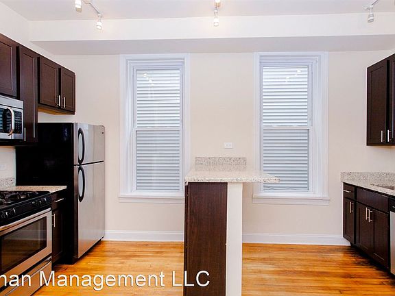 5th image of 1903 W Dickens Ave #9016541
