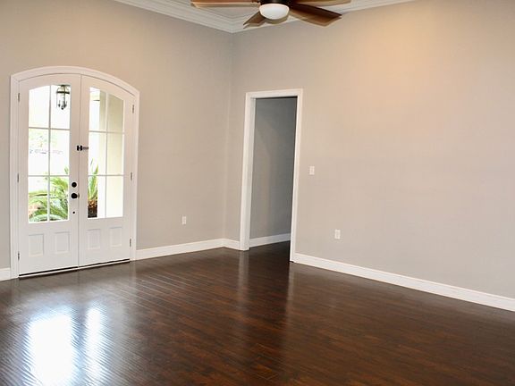 5th image of 101 La Maison Belle Dr
