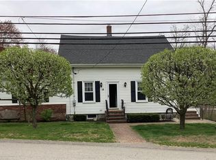 19 Old Pound Hill Rd, North Smithfield, RI 02896