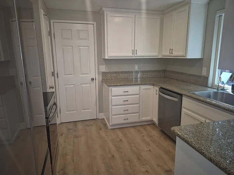 1157 Socorro Way — Photo 6