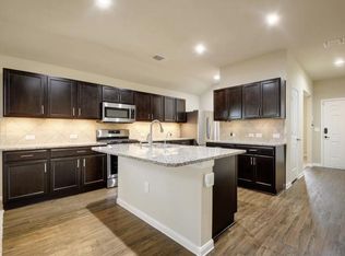 700 Silver Wing Dr, Austin, TX 78725