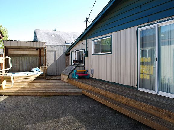 3rd image of 1215 S 4th Ave