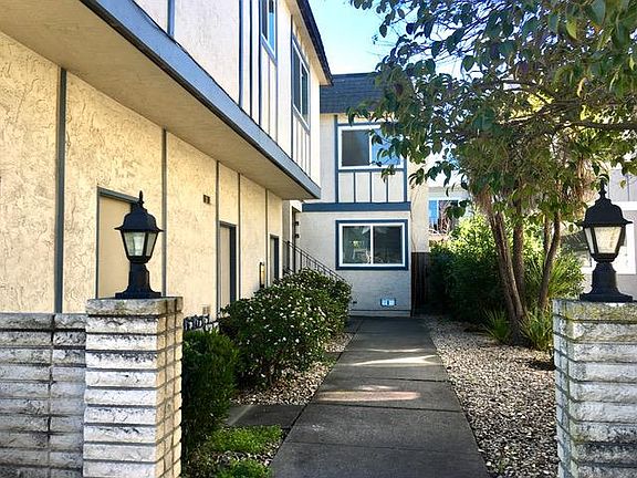 2nd image of 1430 Oxford St #2