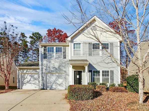 6613 Covington Commons Dr, Charlotte, NC 28227