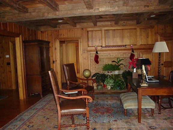 4th image of 125 Hawkins Island Cir