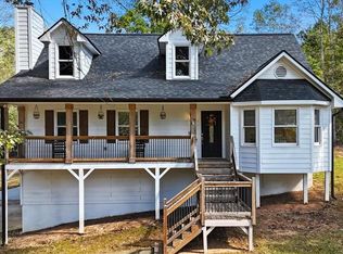 92 W Creekview Dr, Jasper, GA 30143