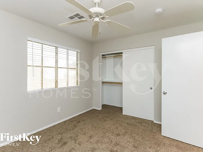 35426 N Happy Jack Dr — Photo 9