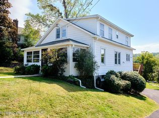 16 Sunset Dr, Kerhonkson, NY 12446