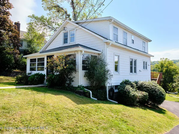 16 Sunset Drive, Kerhonkson, NY 12446