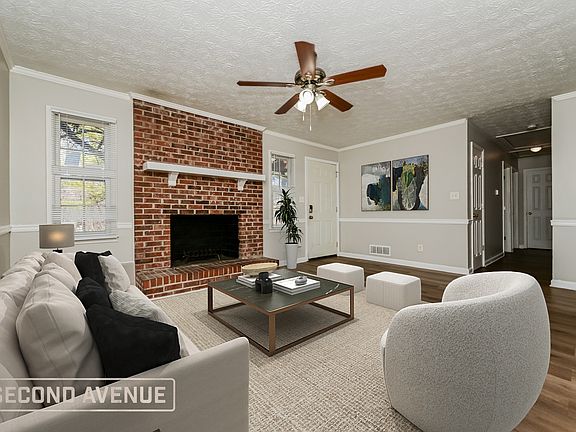 2nd image of 413 Willow Ct SE