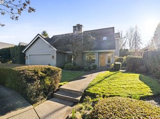 847 Fairway View Dr, Eugene, OR 97401