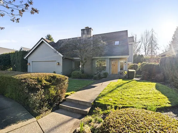 847 Fairway View Dr, Eugene, OR 97401