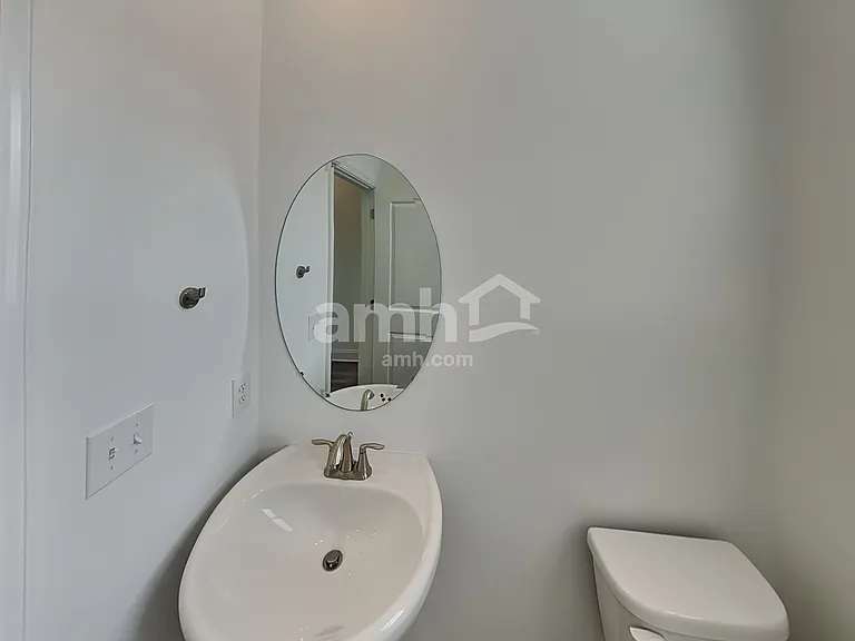 204 Argea Dr — Photo 8