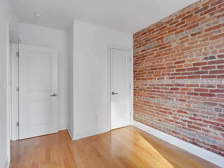 556 W 156th St #33 — Photo 5