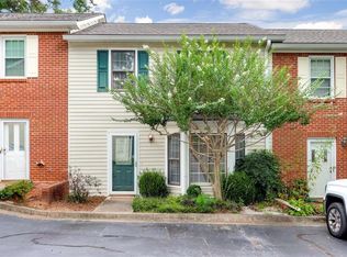 282 Shaded Oaks Ln SE, Marietta, GA 30067