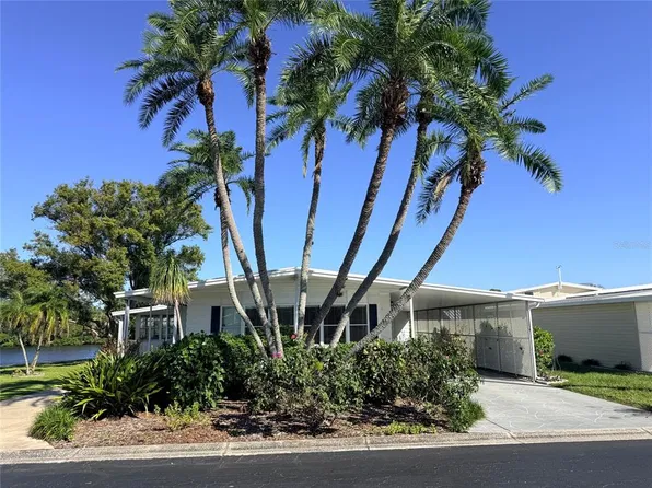 182 N SAINT THOMAS CIRCLE, APOLLO BEACH, FL 33572