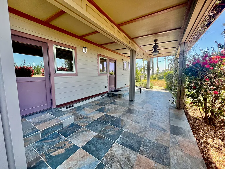 300 Corona Rd — Photo 34