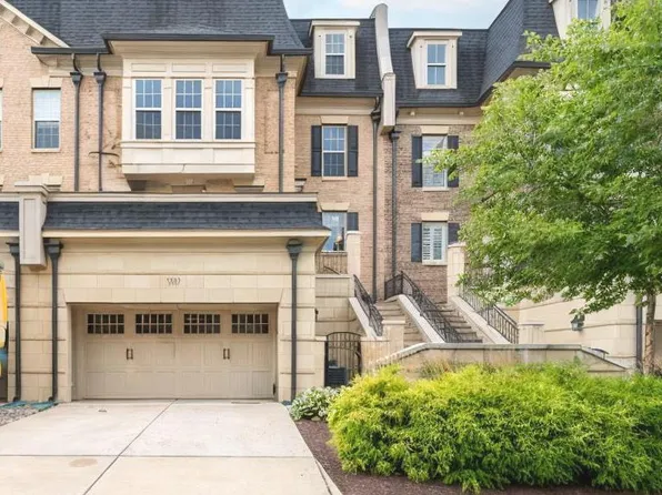 709 Fair Winds Way, Oxon Hill, MD 20745