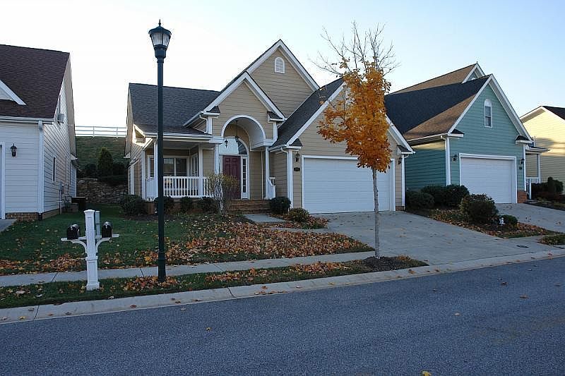 1st image of 721 N Battery Dr
